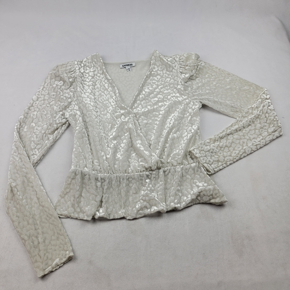 Express winter white velvet snow lepord faux wrap puff shoulder peblum top - Picture 4 of 8